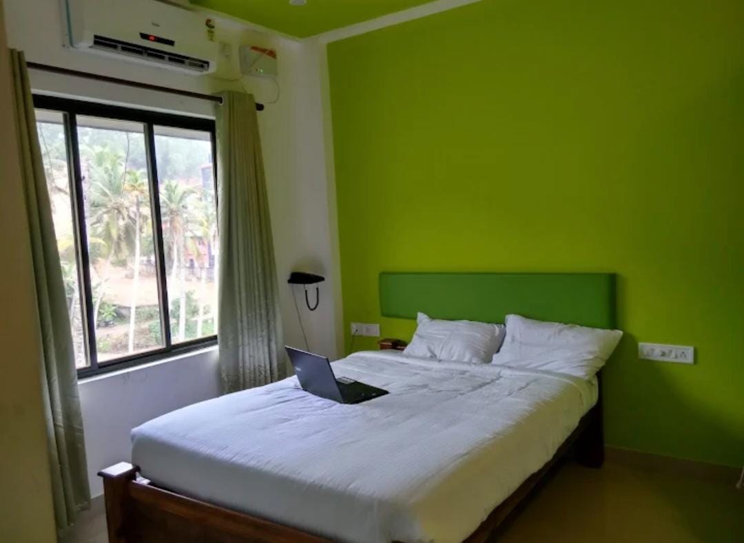 Premium AC (open window) (1)